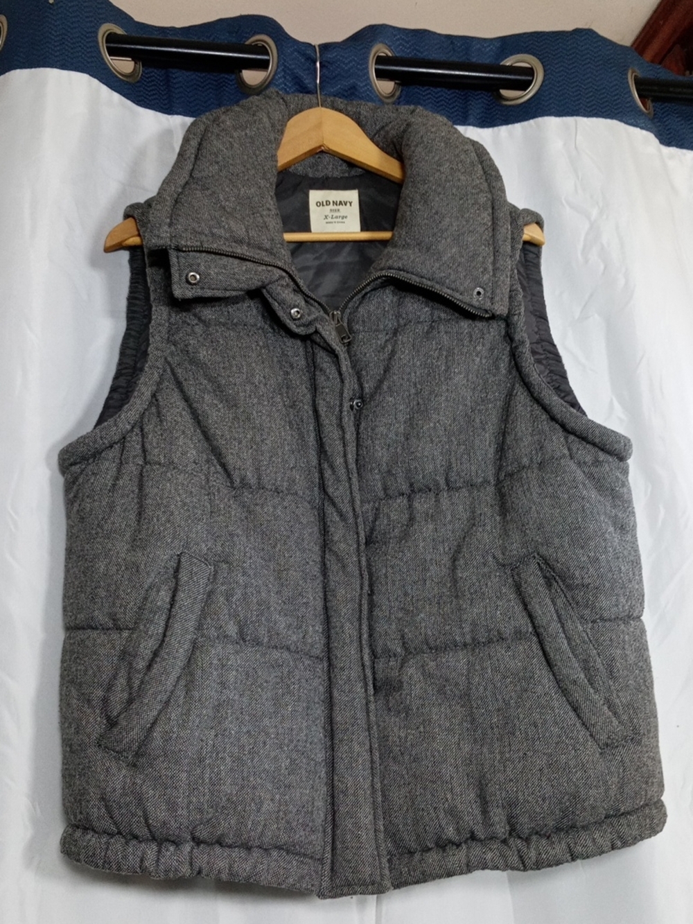 Old Navy Gray Quilted Puffer Vest with High Collar